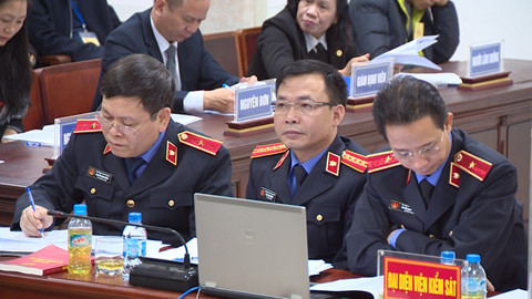 Những khoảnh khắc trong 10 ngày xét xử ông Đinh La Thăng và 21 bị cáo